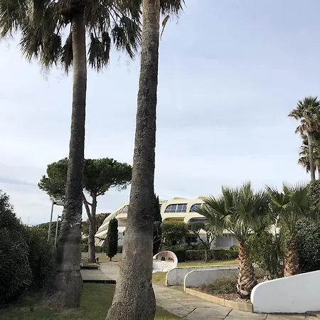 21m2 Port-camargues, Du Roi Апартаменты